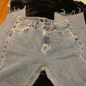 PrettyLittleThing Petite Blue Denim Jeans